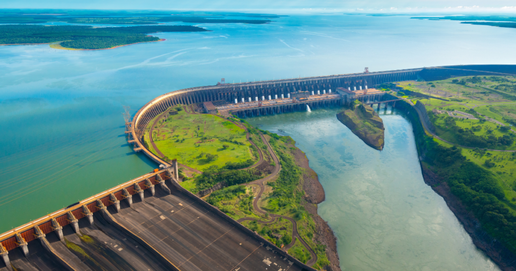 Hidrelétrica de Itaipu. Fonte: Canva.
