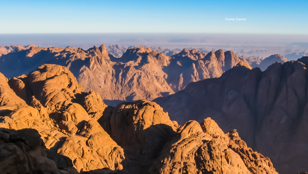 Vista do Monte Sinai.
