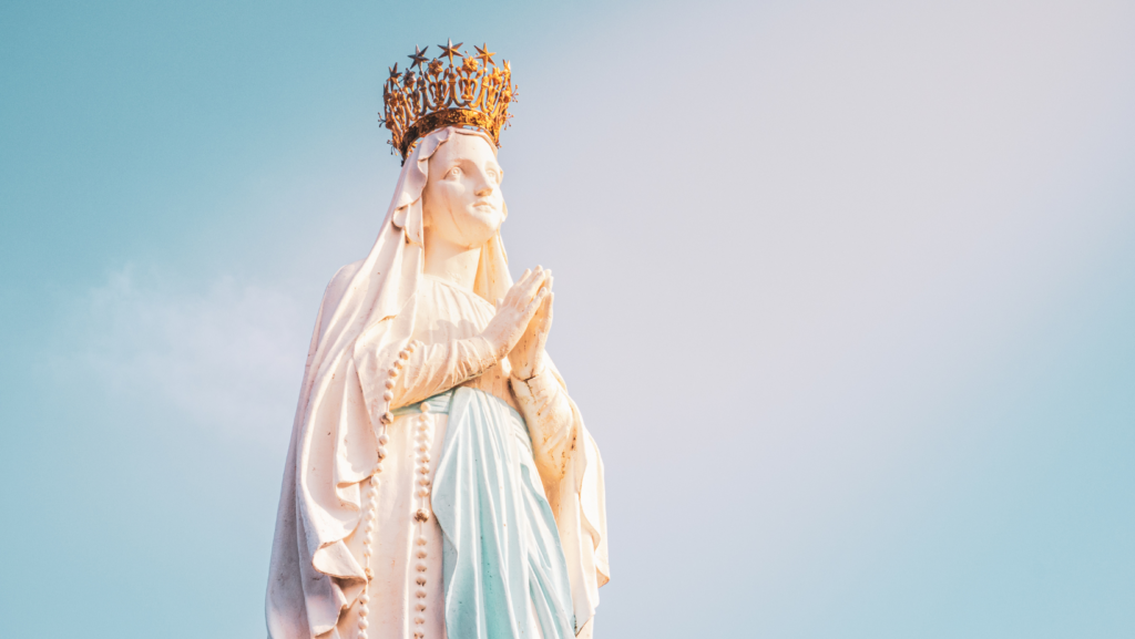 Nossa Senhora de Lourdes.
