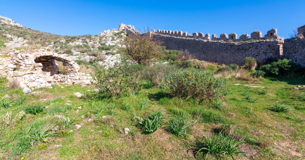 Acrocorinto, Corinto. Fonte: Canva